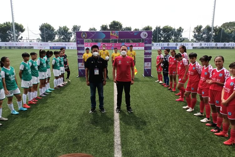 Sepakbola Wanita Indonesia - Membangkitkan Semangat dan Potensi Atlet Perempuan